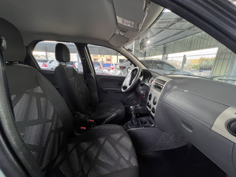 PALIO 1.0 MPI TROFEO FIRE 8V FLEX 4P MANUAL - 2014 - BOM PRINCíPIO
