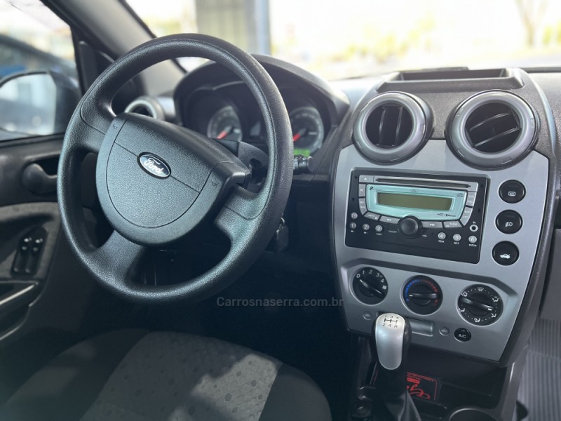 FIESTA 1.6 MPI CLASS HATCH 8V FLEX 4P MANUAL - 2013 - BOM PRINCíPIO