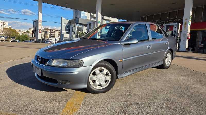 vectra 2.0 mpfi gls 8v gasolina 4p manual 2000 caxias do sul