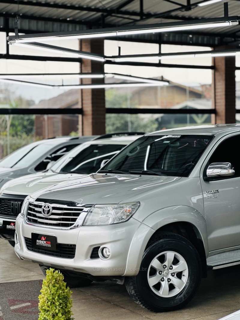 HILUX 2.7 SRV 4X4 CD 16V FLEX 4P AUTOMÁTICO - 2014 - CANELA