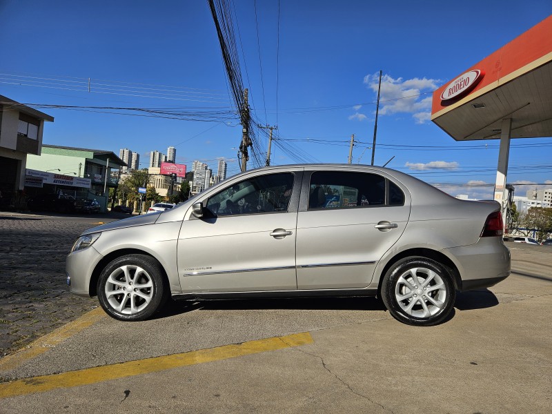 VOYAGE 1.0 MI COMFORTLINE 8V FLEX 4P MANUAL - 2012 - CAXIAS DO SUL