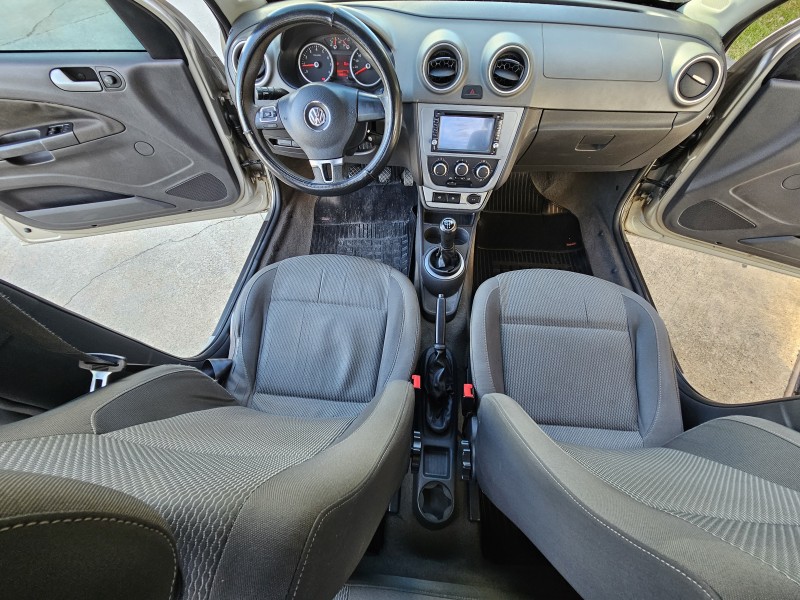 VOYAGE 1.0 MI COMFORTLINE 8V FLEX 4P MANUAL - 2012 - CAXIAS DO SUL