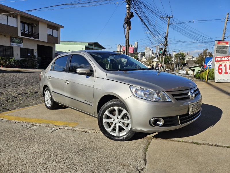 VOYAGE 1.0 MI COMFORTLINE 8V FLEX 4P MANUAL - 2012 - CAXIAS DO SUL