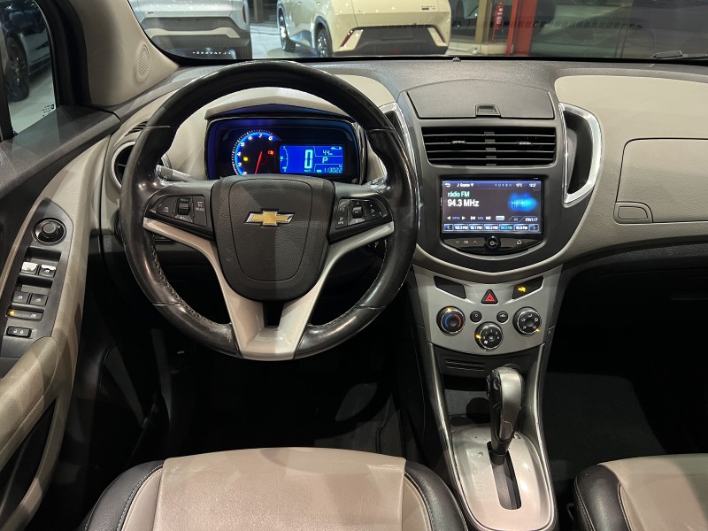 TRACKER 1.8 MPFI LTZ 4X2 16V FLEX 4P AUTOMÁTICO - 2015 - FARROUPILHA