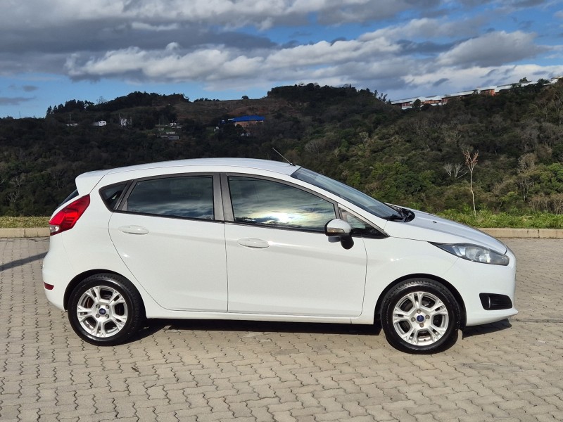FIESTA 1.5 SE HATCH 16V FLEX 4P MANUAL - 2015 - BENTO GONçALVES