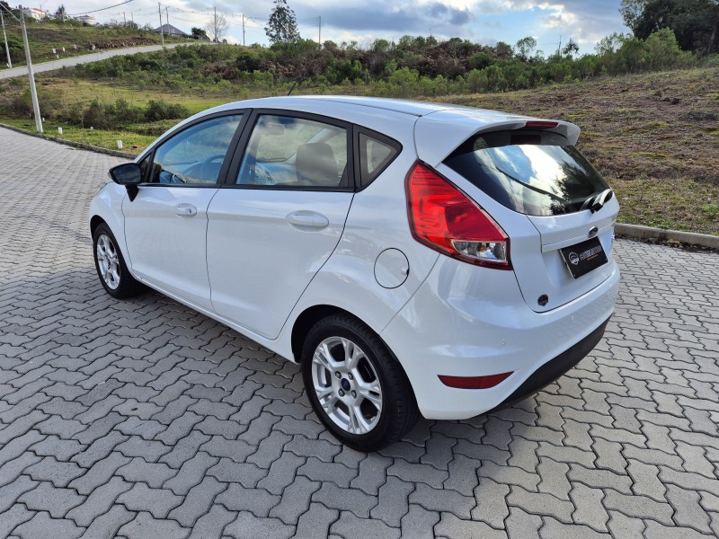 FIESTA 1.5 SE HATCH 16V FLEX 4P MANUAL - 2015 - BENTO GONçALVES