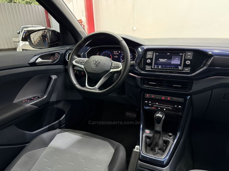 T-CROSS 1.0 COMFORTLINE TSI FLEX 4P AUTOMÁTICO - 2024 - NOVO HAMBURGO