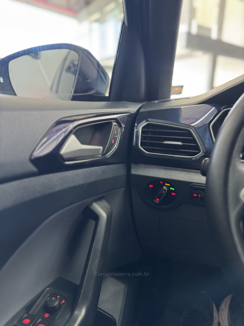 T-CROSS 1.0 COMFORTLINE TSI FLEX 4P AUTOMÁTICO - 2024 - NOVO HAMBURGO