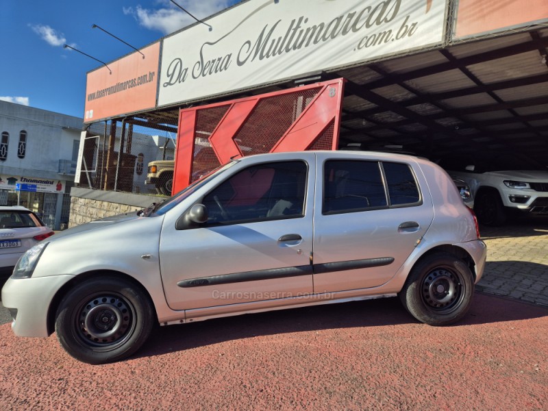 CLIO 1.0 CAMPUS 16V FLEX 4P MANUAL - 2011 - FARROUPILHA