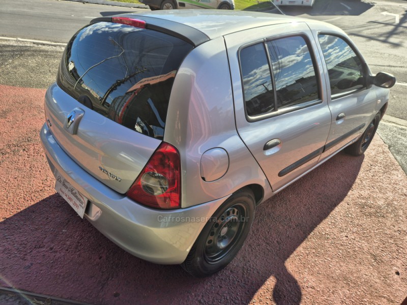 CLIO 1.0 CAMPUS 16V FLEX 4P MANUAL - 2011 - FARROUPILHA