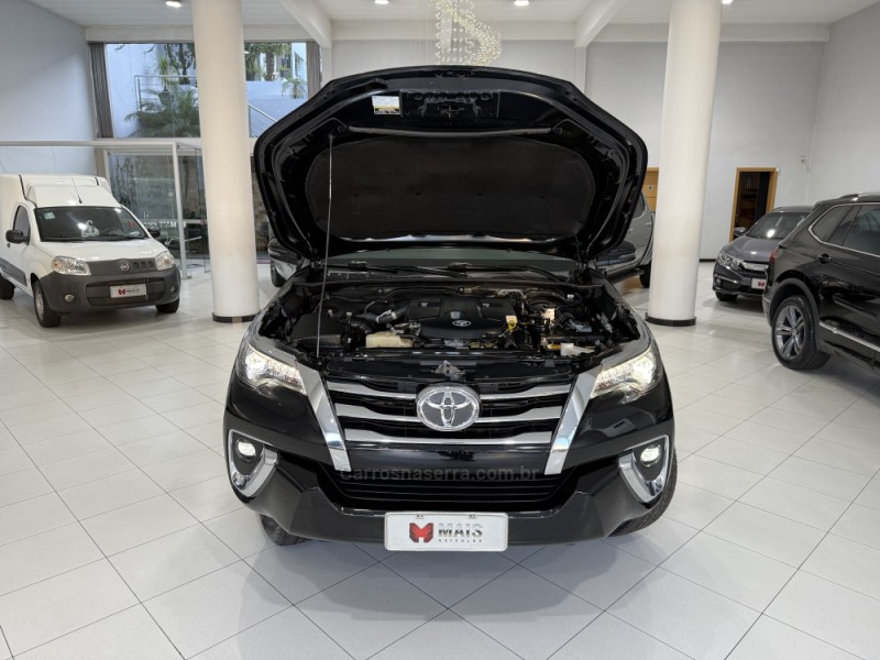 HILUX SW4 2.8 SRX 4X4 7 LUGARES 16V TURBO INTERCOOLER DIESEL 4P AUTOMÁTICO - 2019 - ERECHIM