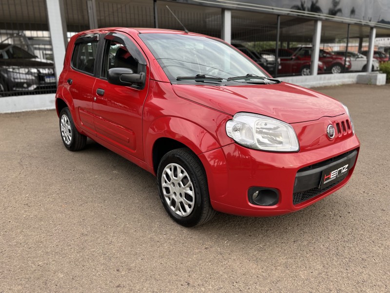 UNO 1.4 ATTRACTIVE 8V FLEX 4P MANUAL - 2011 - BOM PRINCíPIO