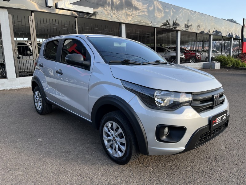MOBI 1.0 8V EVO FLEX LIKE. MANUAL - 2022 - BOM PRINCíPIO