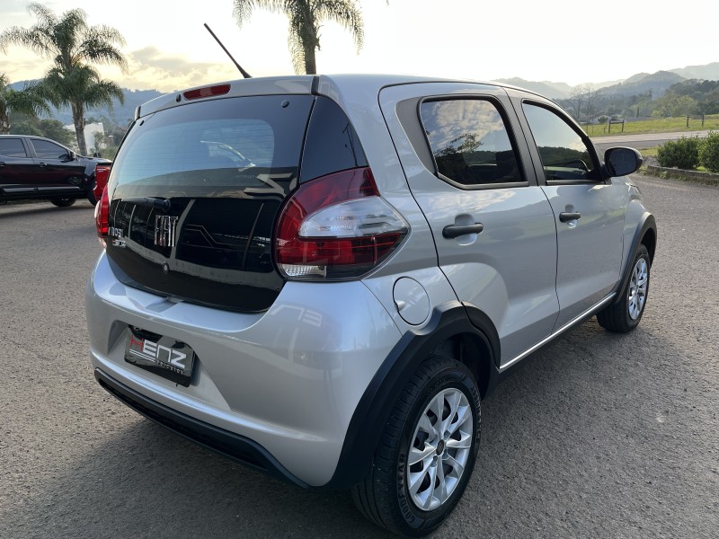 MOBI 1.0 8V EVO FLEX LIKE. MANUAL - 2022 - BOM PRINCíPIO