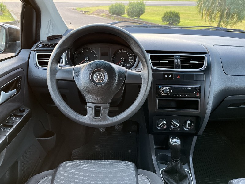 SPACEFOX 1.6 MI TREND 8V FLEX 4P MANUAL - 2012 - BOM PRINCíPIO