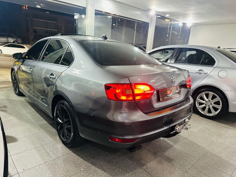 JETTA 2.0 COMFORTLINE FLEX 4P TIPTRONIC - 2012 - CAXIAS DO SUL