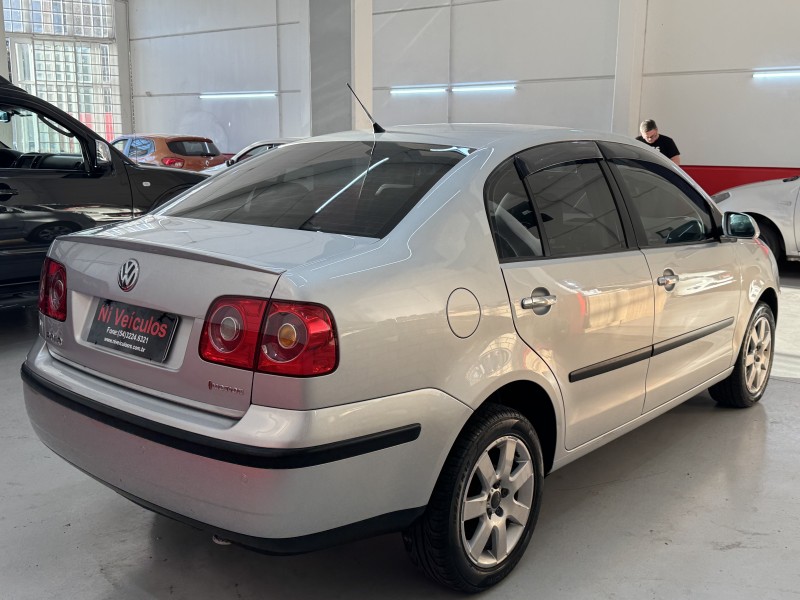 POLO 1.6 MI COMFORTLINE 8V FLEX 4P AUTOMÁTICO - 2010 - CAXIAS DO SUL