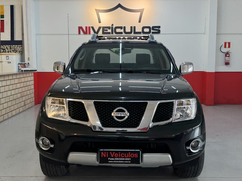 FRONTIER 2.5 SL 4X4 CD TURBO ELETRONIC DIESEL 4P AUTOMÁTICO - 2014 - CAXIAS DO SUL