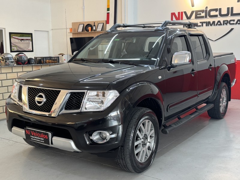 FRONTIER 2.5 SL 4X4 CD TURBO ELETRONIC DIESEL 4P AUTOMÁTICO - 2014 - CAXIAS DO SUL