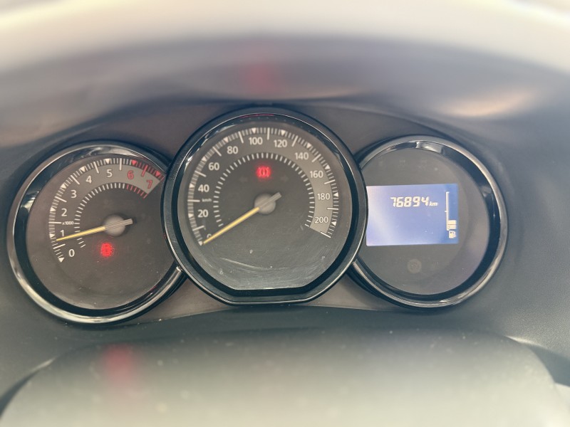 SANDERO 1.0 EXPRESSION 16V FLEX 4P MANUAL - 2015 - FARROUPILHA