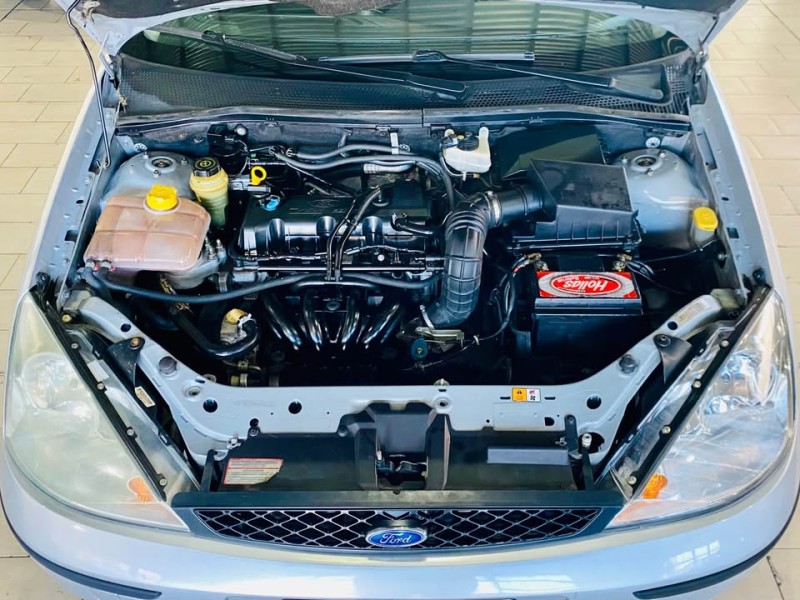FOCUS 1.6 GL 8V GASOLINA 4P MANUAL - 2004 - CAXIAS DO SUL