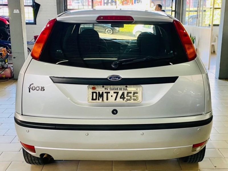 FOCUS 1.6 GL 8V GASOLINA 4P MANUAL - 2004 - CAXIAS DO SUL