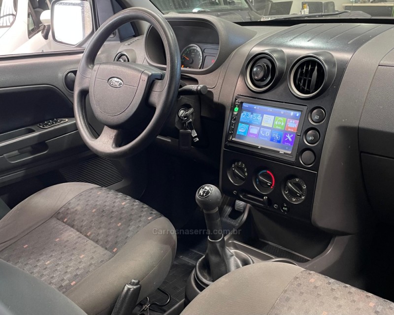 ECOSPORT 1.6 XLS 8V FLEX 4P MANUAL - 2005 - VACARIA