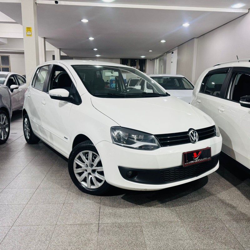 FOX 1.0 MI TREND 8V FLEX 4P MANUAL - 2014 - CAXIAS DO SUL