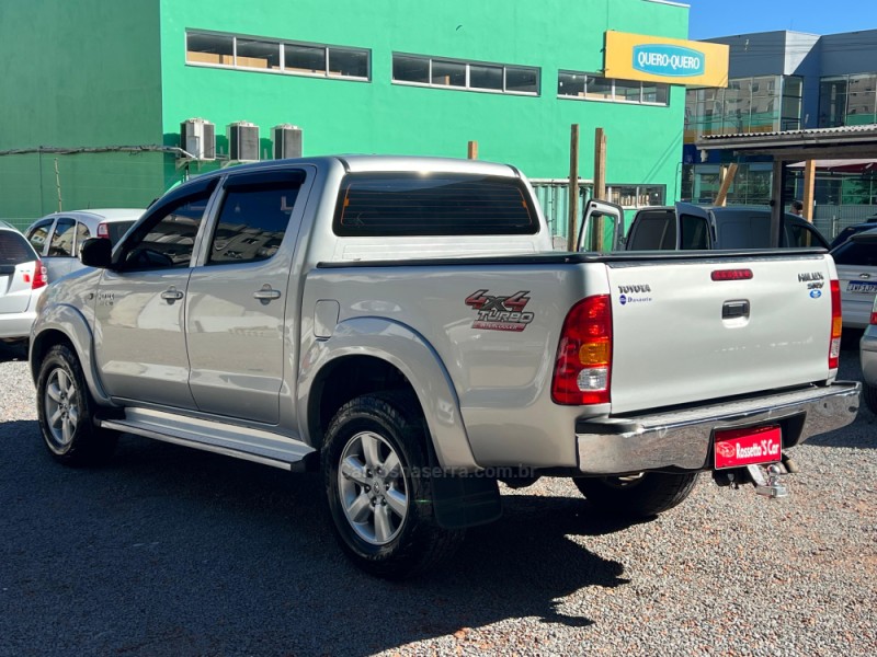 HILUX 3.0 SRV 4X4 CD 16V TURBO DIESEL 4P MANUAL - 2006 - FARROUPILHA