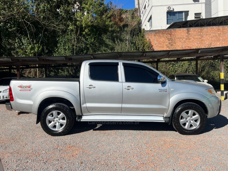 HILUX 3.0 SRV 4X4 CD 16V TURBO DIESEL 4P MANUAL - 2006 - FARROUPILHA