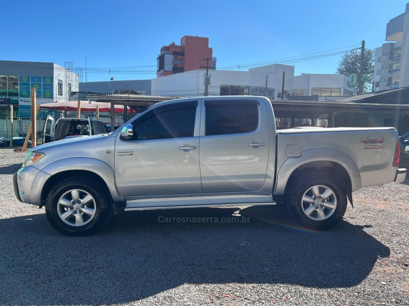 HILUX 3.0 SRV 4X4 CD 16V TURBO DIESEL 4P MANUAL - 2006 - FARROUPILHA