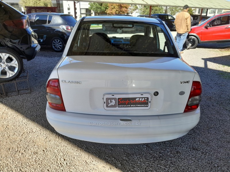 CLASSIC 1.0 MPFI SPIRIT 8V FLEX 4P MANUAL - 2007 - VERANóPOLIS
