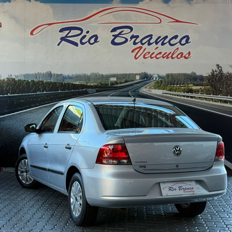 VOYAGE 1.6 MI 8V FLEX 4P MANUAL - 2013 - CAXIAS DO SUL