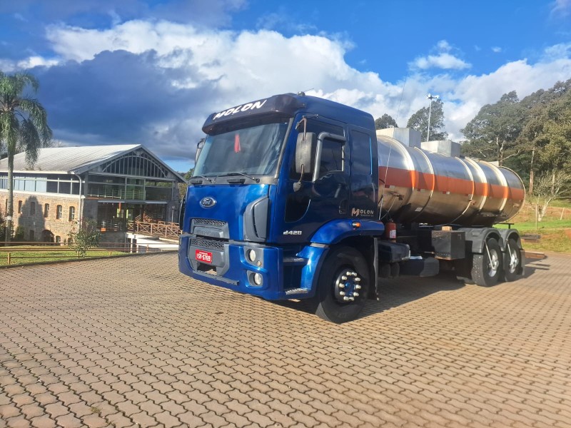 CARGO 2428 E T 3 EIXOS - 2012 - CAXIAS DO SUL