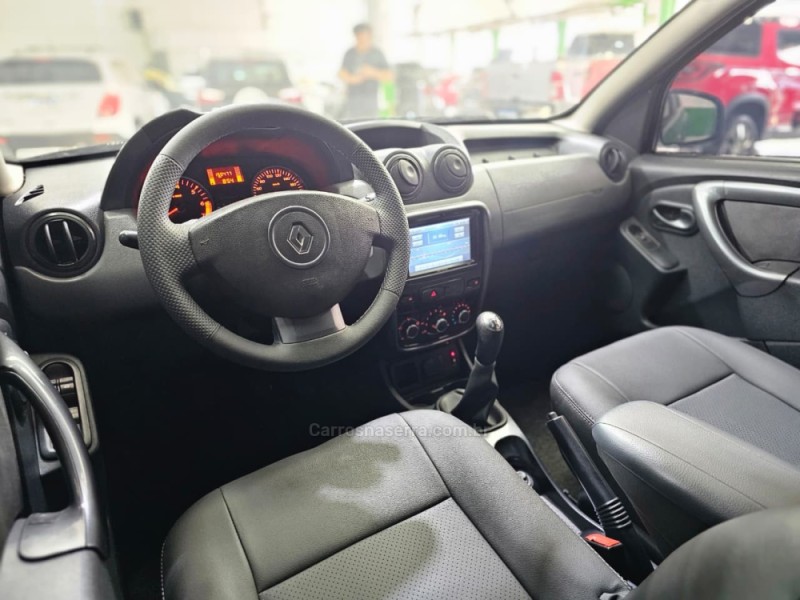 DUSTER 1.6 DYNAMIQUE 4X2 16V FLEX 4P MANUAL - 2013 - SAPUCAIA DO SUL