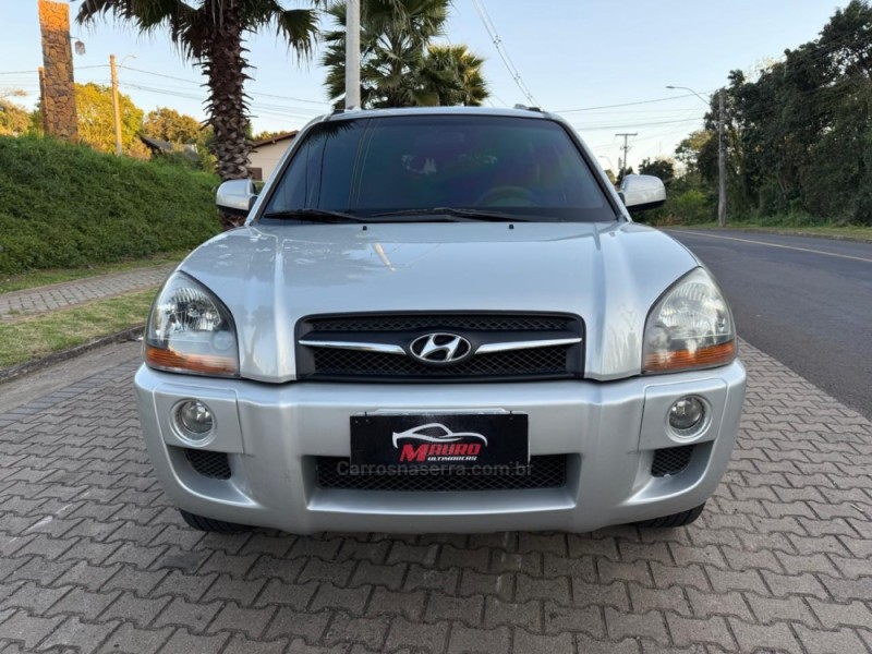 TUCSON 2.0 MPFI GLS 16V 143CV 2WD FLEX 4P AUTOMÁTICO - 2012 - IVOTI