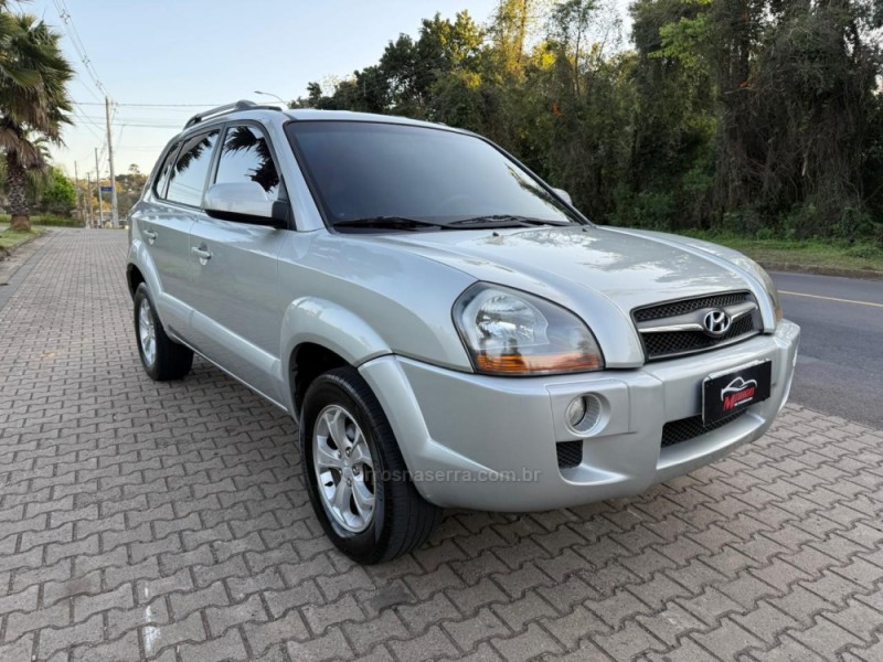 TUCSON 2.0 MPFI GLS 16V 143CV 2WD FLEX 4P AUTOMÁTICO - 2012 - IVOTI
