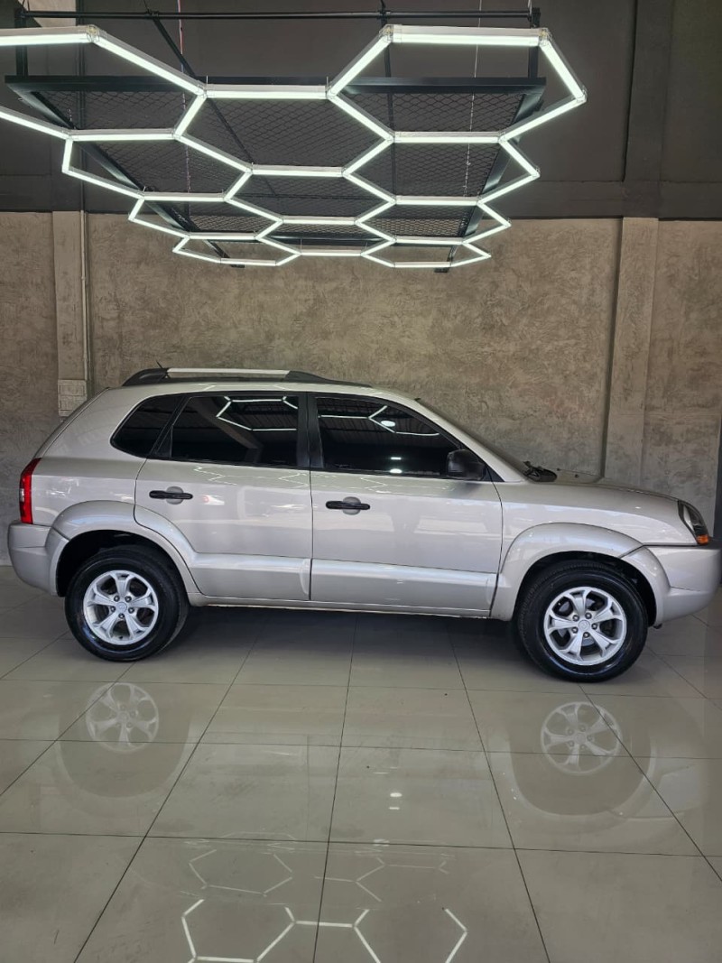 TUCSON 2.0 MPFI GLS 16V 143CV 2WD GASOLINA 4P AUTOMÁTICO - 2010 - CAXIAS DO SUL