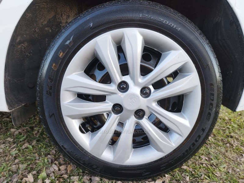 HB20 1.0 COMFORT 12V FLEX 4P MANUAL - 2015 - NOVO HAMBURGO