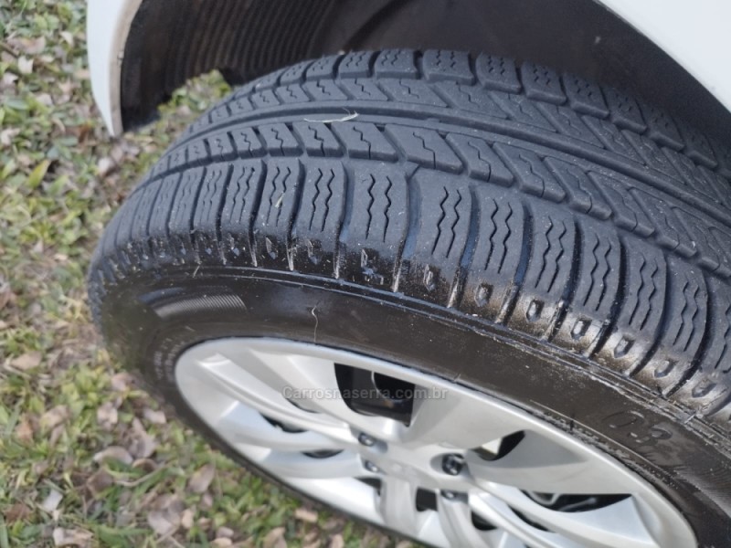 HB20 1.0 COMFORT 12V FLEX 4P MANUAL - 2015 - NOVO HAMBURGO