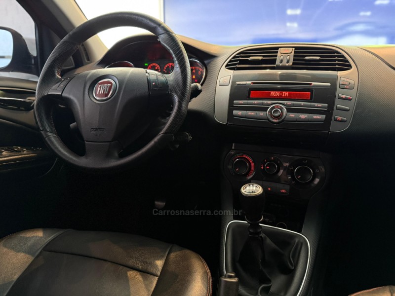 BRAVO 1.8 ESSENCE 16V FLEX 4P MANUAL - 2012 - SãO LEOPOLDO