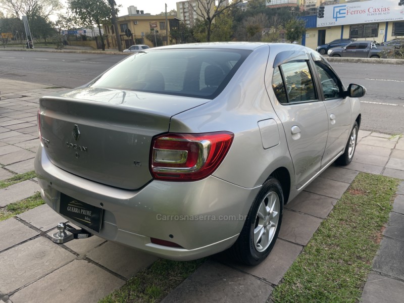 LOGAN 1.6 DYNAMIQUE 8V FLEX 4P MANUAL - 2015 - CAXIAS DO SUL
