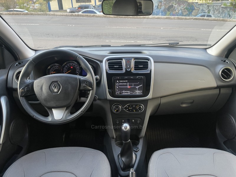 LOGAN 1.6 DYNAMIQUE 8V FLEX 4P MANUAL - 2015 - CAXIAS DO SUL