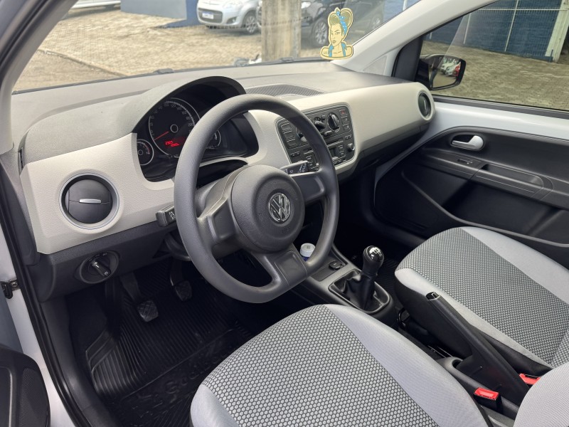 UP 1.0 TSI MOVE UP 12V FLEX 4P MANUAL - 2016 - DOIS IRMãOS