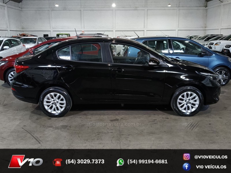 CRONOS 1.3 DRIVE 8V FLEX 4P MANUAL - 2021 - CAXIAS DO SUL