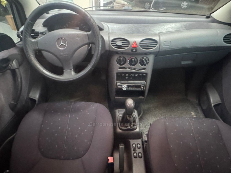 A 190 1.9 ELEGANCE 8V GASOLINA 4P MANUAL - 2002 - CAXIAS DO SUL