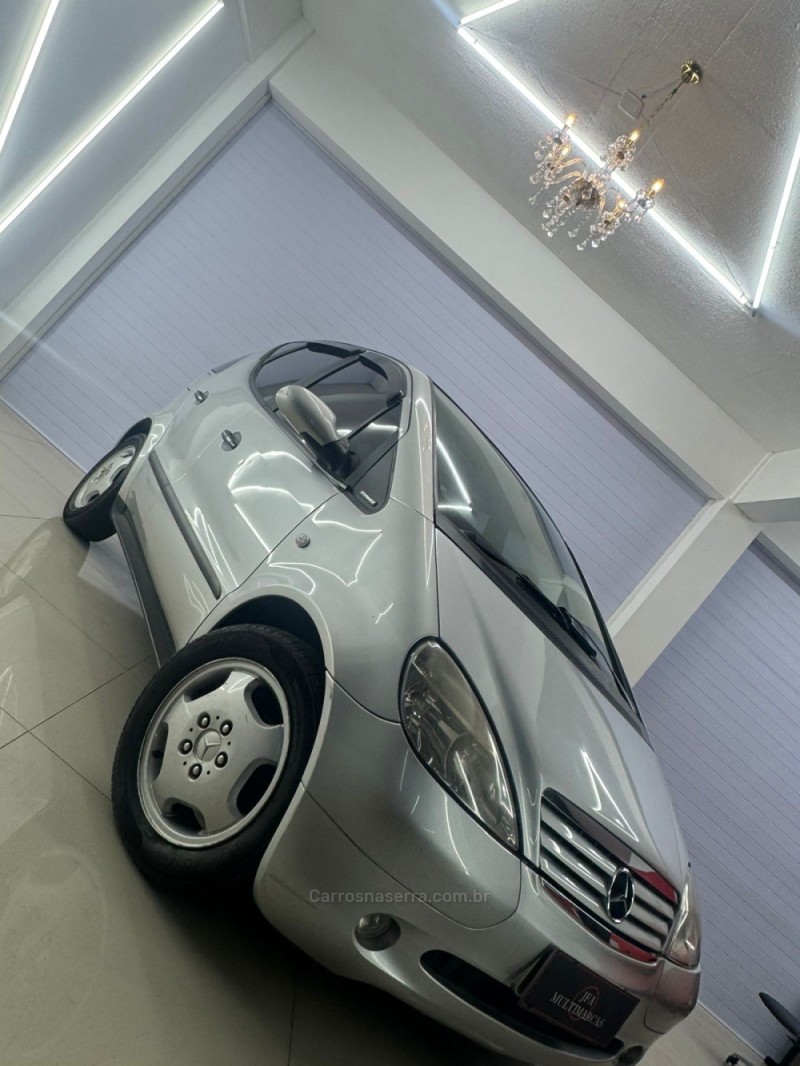 A 190 1.9 ELEGANCE 8V GASOLINA 4P MANUAL - 2002 - CAXIAS DO SUL