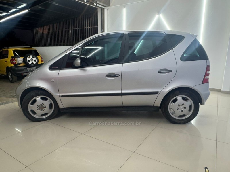 A 190 1.9 ELEGANCE 8V GASOLINA 4P MANUAL - 2002 - CAXIAS DO SUL