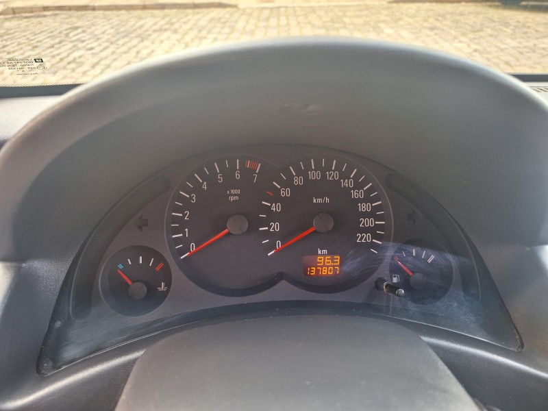 CORSA 1.0 MPFI JOY SEDAN 8V FLEX 4P MANUAL - 2006 - CAXIAS DO SUL