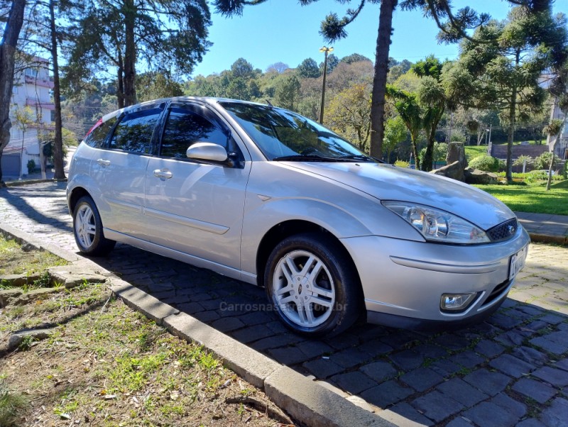 FOCUS 2.0 FC 16V GASOLINA 4P MANUAL - 2007 - CAXIAS DO SUL